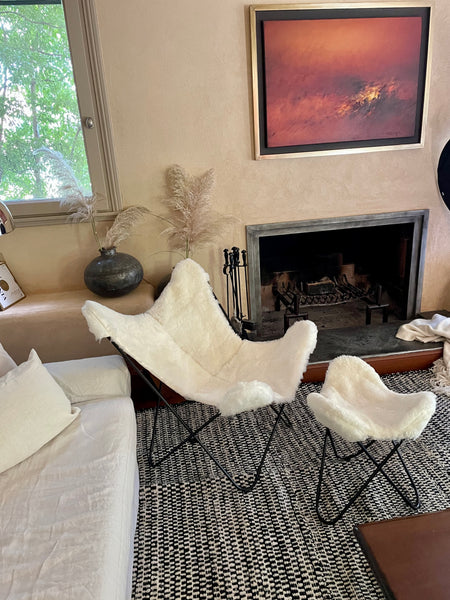 PATAGONIA WHITE WILD OR SHORN SHEEPSKIN BUTTERFLY CHAIR